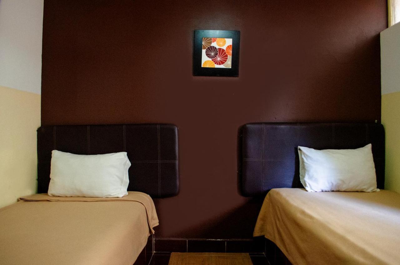 Hotel Paraiso Inn Теуакан Экстерьер фото
